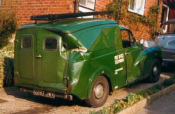 morris minor split screen van