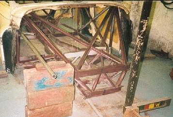 Attaching body to chassis
