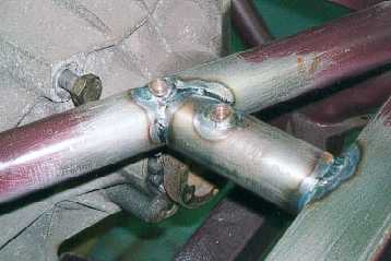 Top mounting for the diff.